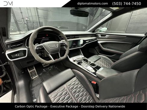 Used 2023 Audi RS 6 AWD/4WD image 17