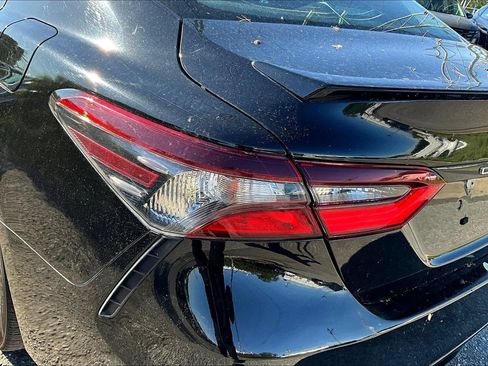 Used 2022 Toyota Camry SE FWD image 24