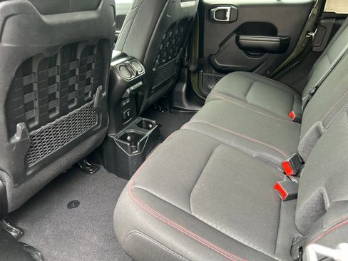 Used 2021 Jeep Wrangler Unlimited Rubicon w/ Steel Bumper Group image 12