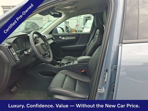 Certified 2023 Volvo XC40 B5 Core w/ Convenience Package AWD/4WD image 14