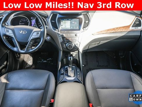 Used 2019 Hyundai Santa Fe XL image 11