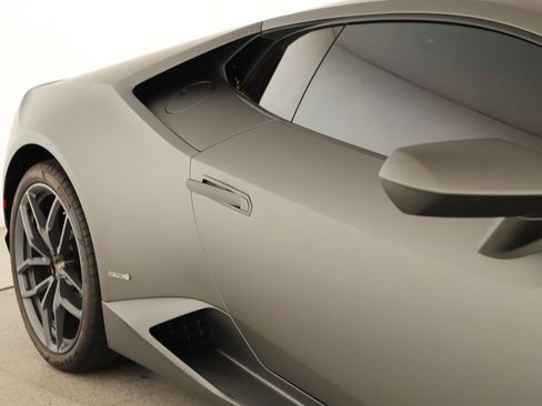 Used 2015 Lamborghini Huracan LP 610-4 AWD/4WD image 33