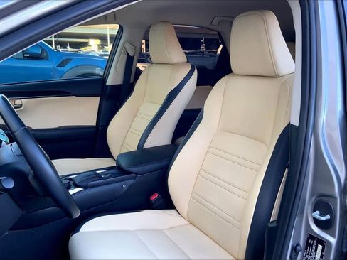 Used 2015 Lexus NX 200t FWD image 12