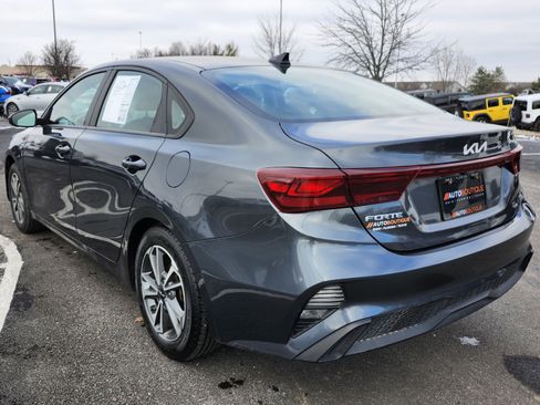 Used 2022 Kia Forte LXS image 13
