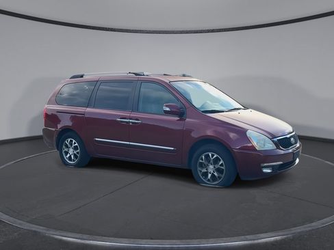 Used 2014 Kia Sedona EX FWD image 2