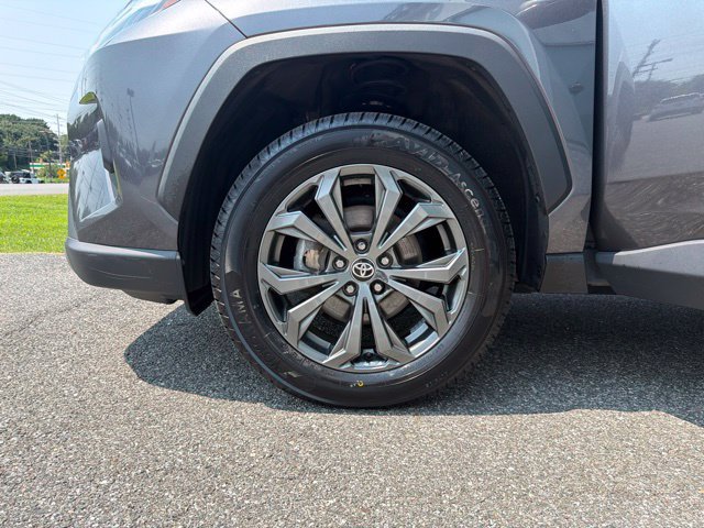 Used 2024 Toyota RAV4 Limited AWD/4WD image 26