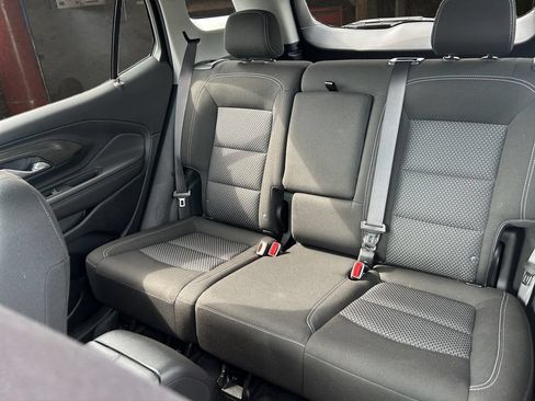 Certified 2022 GMC Terrain SLE w/ Driver Convenience Package FWD image 16