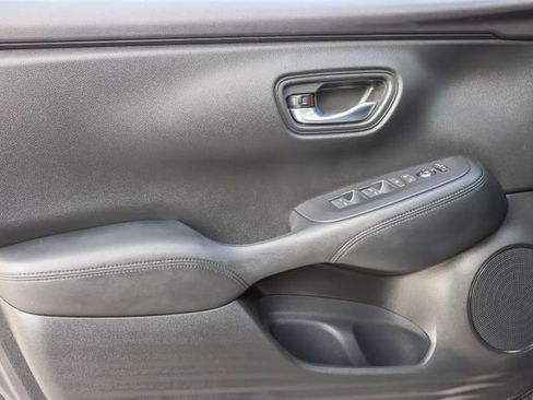 Used 2024 Honda HR-V LX image 23