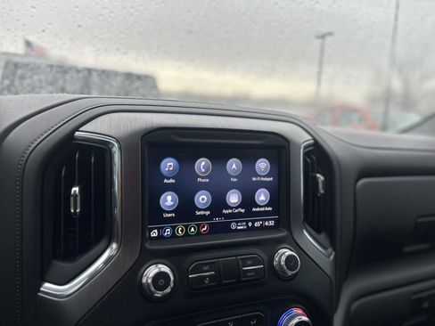 Used 2023 GMC Sierra 2500 Denali w/ Denali Ultimate Package image 10