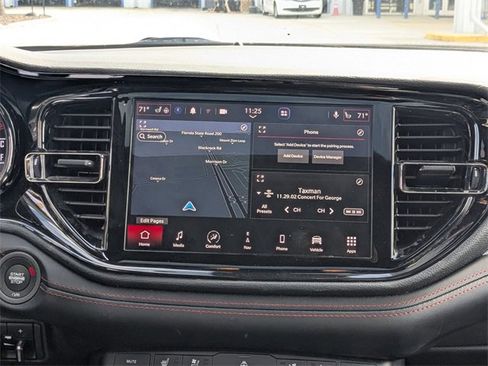 Used 2023 Dodge Durango GT image 17