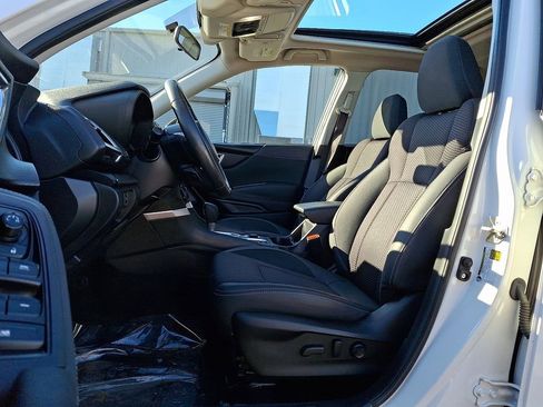 Used 2021 Subaru Forester Premium image 13
