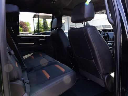 Used 2024 GMC Sierra 2500 AT4 w/ AT4 Premium Plus Package AWD/4WD image 24