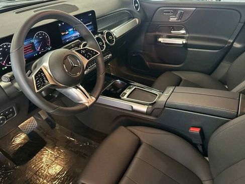 Certified 2026 Mercedes-Benz GLB 250 GLB 250 image 10