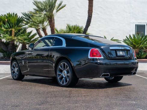 Used 2020 Rolls-Royce Wraith RWD image 35