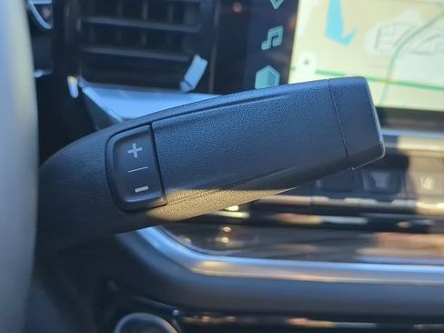 Used 2025 Chevrolet Silverado 2500 LT w/ Convenience Package image 10