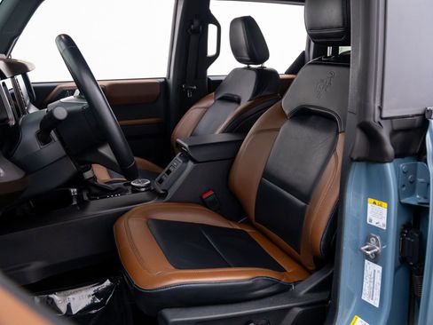 Used 2022 Ford Bronco Outer Banks image 4