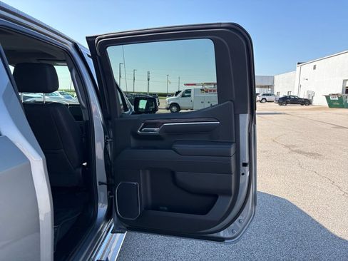 Used 2025 GMC Sierra 1500 SLT w/ SLT Premium Package AWD/4WD image 39