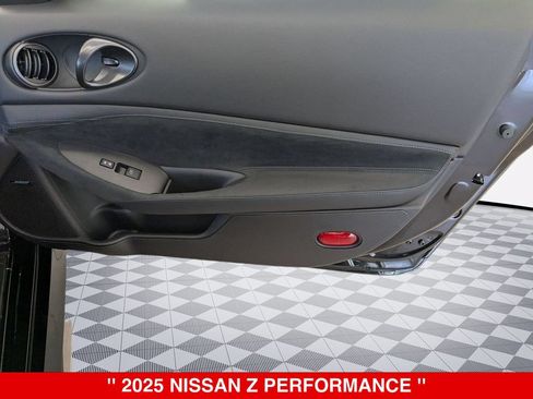 New 2025 Nissan Z Performance w/ Floor Mat Package RWD image 28