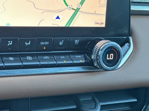 Used 2023 GMC Canyon AT4 w/ AT4 Premium Package image 28