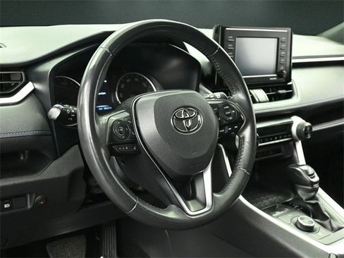 Used 2022 Toyota RAV4 SE image 23