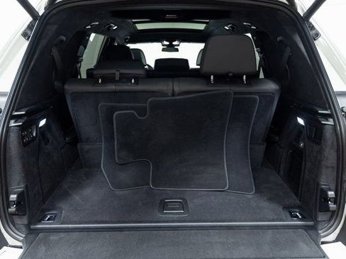 Certified 2025 BMW X7 M60i image 11