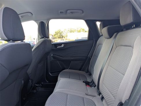 Used 2021 Ford Escape SE image 13