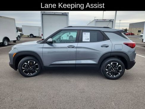 Used 2021 Chevrolet TrailBlazer LT image 4