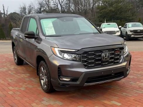 Certified 2024 Honda Ridgeline TrailSport image 5
