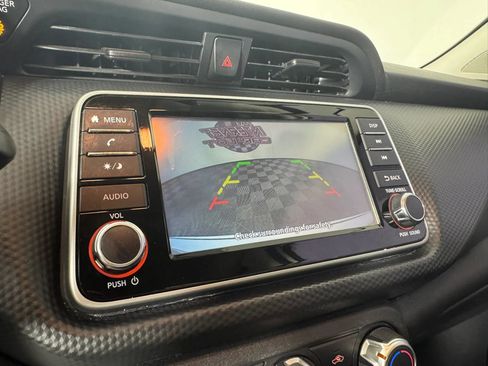 Used 2021 Nissan Kicks S FWD image 18