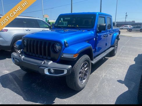 Used 2021 Jeep Gladiator Overland w/ Popular Equipment Package AWD/4WD image 3