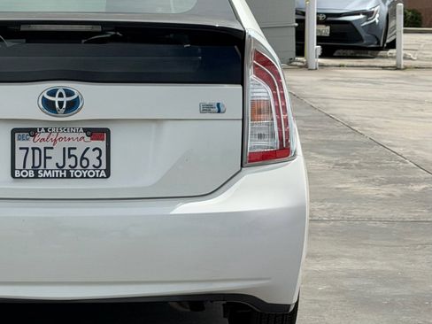Used 2014 Toyota Prius Three w/ Solar Roof Package image 10