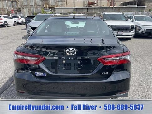 Used 2023 Toyota Camry XLE FWD image 4
