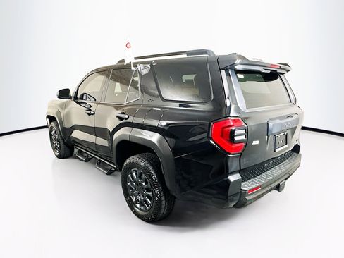 Used 2025 Toyota 4Runner SR5 AWD/4WD image 5