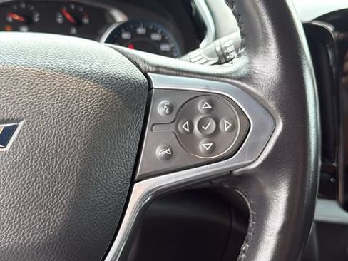 Used 2022 Chevrolet Traverse LT AWD/4WD image 13