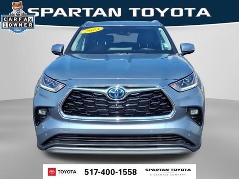 Used 2023 Toyota Highlander Platinum AWD/4WD image 3