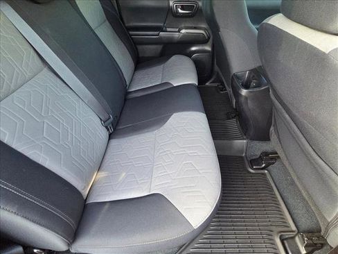 Used 2023 Toyota Tacoma TRD Off-Road image 18