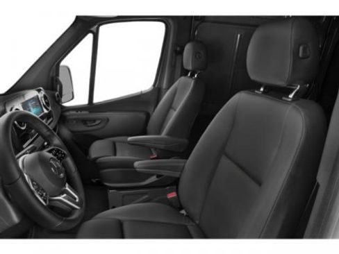 Used 2022 Mercedes-Benz Sprinter 3500 image 9
