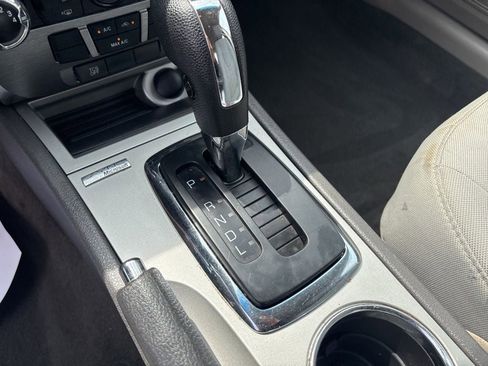 Used 2012 Ford Fusion SE FWD image 23