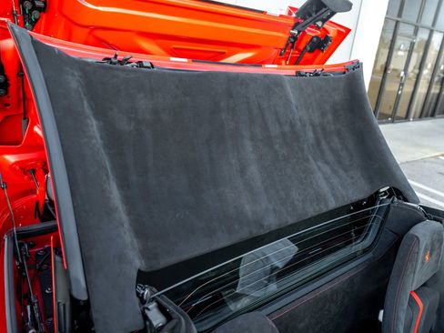 Used 2020 Ferrari 488 Pista Spider image 94