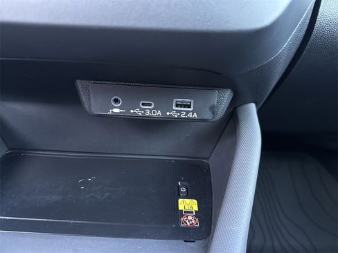 Used 2025 Subaru Forester Touring w/ Popular Package - Touring image 34