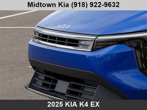 New 2025 Kia K4 EX image 12