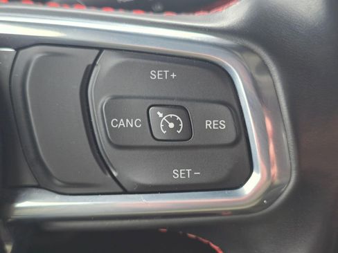 Used 2022 Jeep Gladiator Rubicon w/ Trailer Tow Package image 32