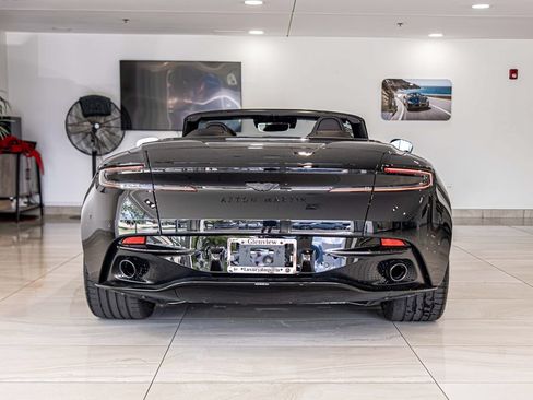 Used 2025 Aston Martin DB12 Convertible RWD image 13