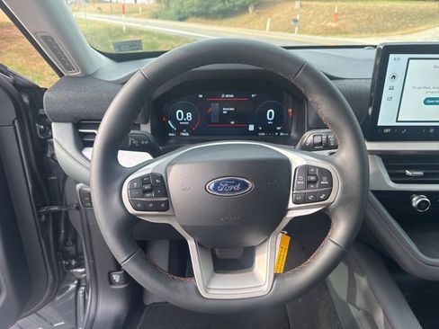 New 2026 Ford Explorer Active image 18