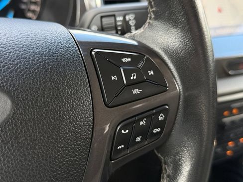 Used 2023 Ford Ranger Lariat w/ FX4 Off-Road Package AWD/4WD image 14