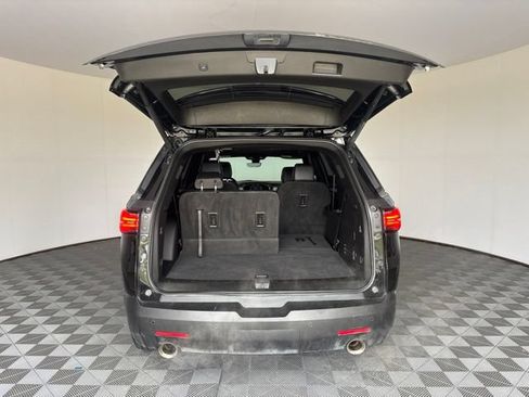 Used 2022 Chevrolet Traverse LT w/ LT Premium Package AWD/4WD image 26