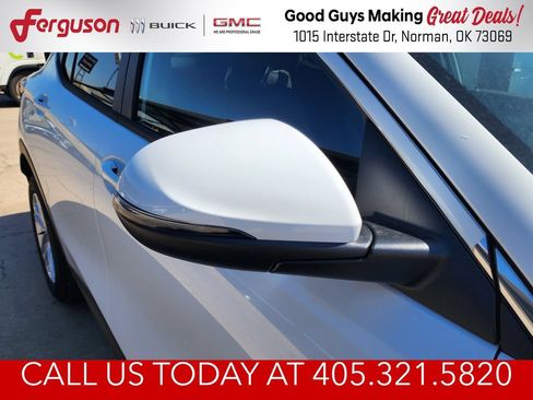 New 2026 Buick Envista Preferred w/ Convenience I Package FWD image 10