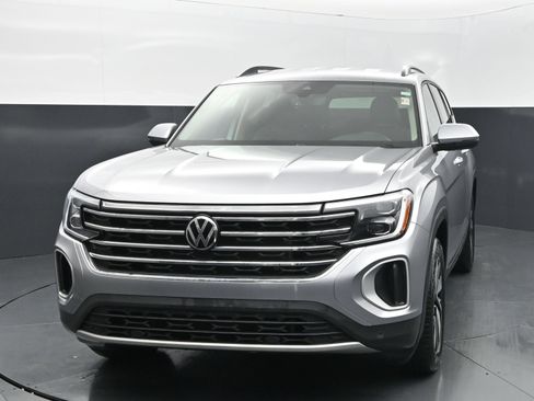 Used 2026 Volkswagen Atlas SE FWD image 8