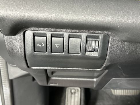 Used 2025 Subaru Ascent Bronze Edition w/ Popular Package #2 image 29