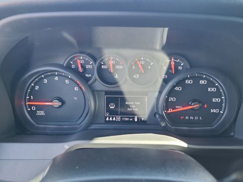 Used 2025 Chevrolet Silverado 2500 W/T w/ WT Convenience Package AWD/4WD image 17